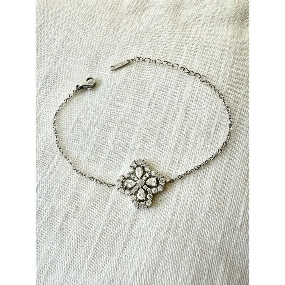 Cubic Zirconia dainty chain bracelet stainless steel